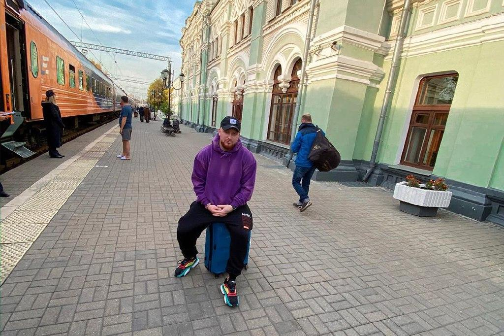 В Челябинске артист должен был выступить 27 марта, в Екатеринбурге — 28-го, в Тюмени — 29-го В Челябинске артист должен был выступить 27 марта, в Екатеринбурге — 28-го, в Тюмени — 29-го