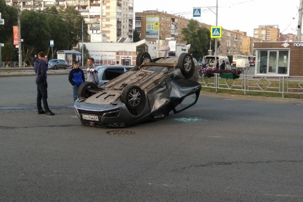 Двери у машины изрядно помяло Двери у машины изрядно помяло
