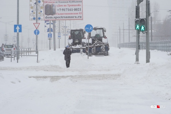 В Самаре за день выпало 18 миллиметров снега В Самаре за день выпало 18 миллиметров снега