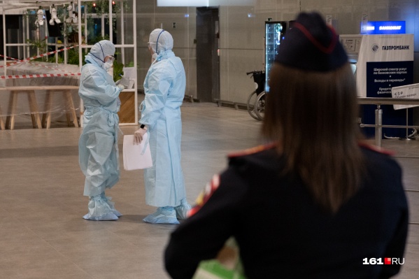 В стационарах лечатся 2188 пациентов. В тяжелом состоянии на аппаратах ИВЛ находятся 173 человека В стационарах лечатся 2188 пациентов. В тяжелом состоянии на аппаратах ИВЛ находятся 173 человека