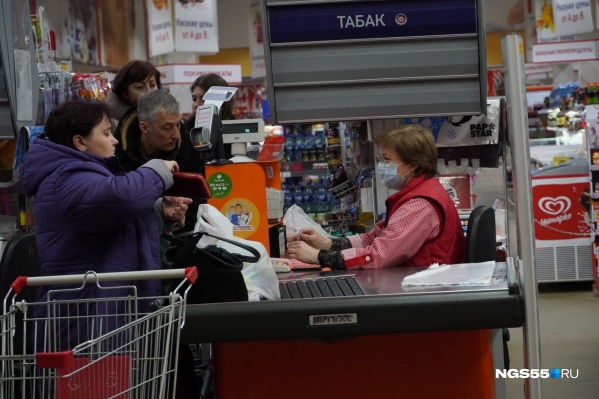 Деньги на поход в магазин власти планируют выдавать не чаще раза в месяц Деньги на поход в магазин власти планируют выдавать не чаще раза в месяц
