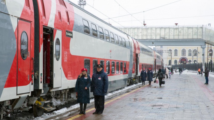 Двухэтажный экспресс: между Ярославлем и Санкт-Петербургом запустят фирменный поезд