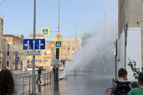 Аварийная служба выехала на место Аварийная служба выехала на место