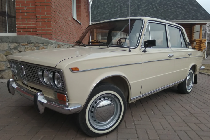 ВАЗ-2103, 1981 год ВАЗ-2103, 1981 год