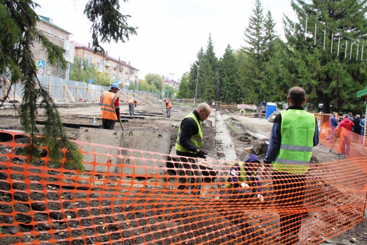 Работы в Советском парке далеки от завершения Работы в Советском парке далеки от завершения