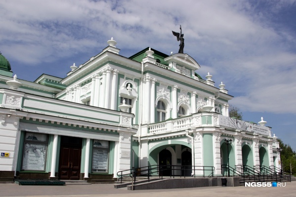 В театре прокомментировали, что решение было непростым В театре прокомментировали, что решение было непростым