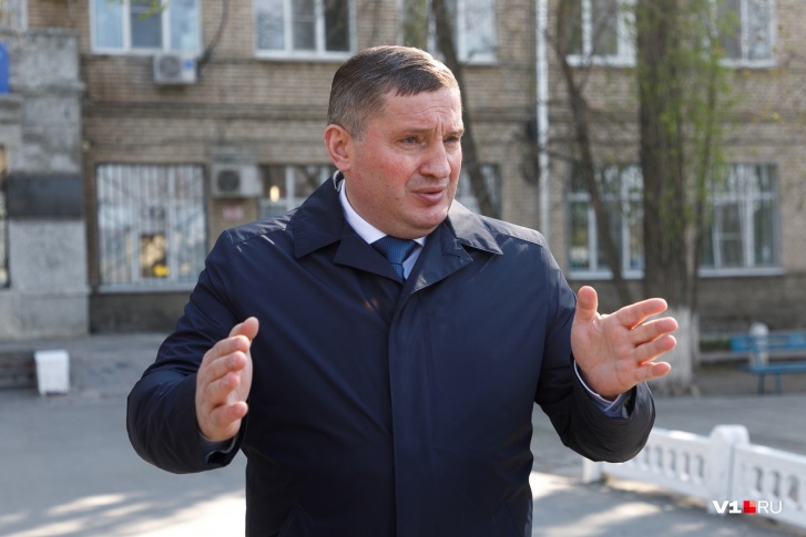 Чем больше и качественнее маска на волгоградце, тем надежнее его защита на улице Чем больше и качественнее маска на волгоградце, тем надежнее его защита на улице