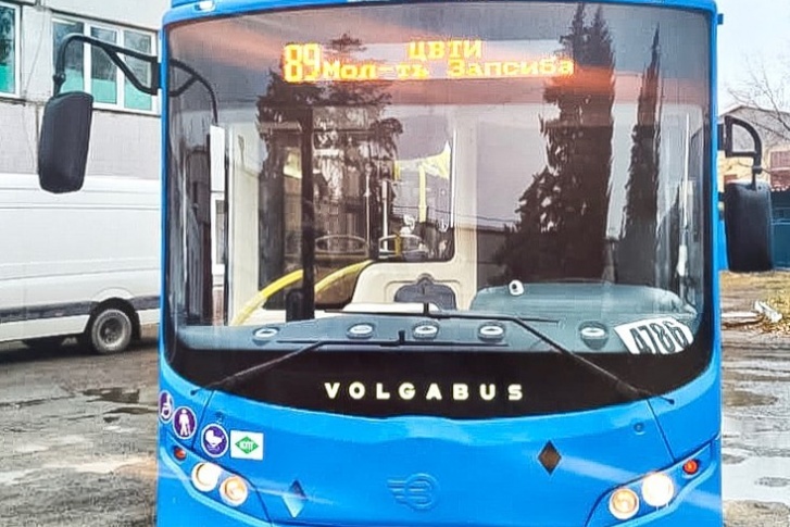 Новые автобусы должны начать возить пассажиров уже с 18 ноября 