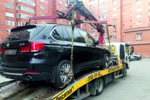 Екатеринбуржец лишился своего BMW, потому что не смог погасить банковский долг Екатеринбуржец лишился своего BMW, потому что не смог погасить банковский долг
