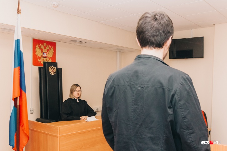 Мужчине предъявили два обвинения Мужчине предъявили два обвинения