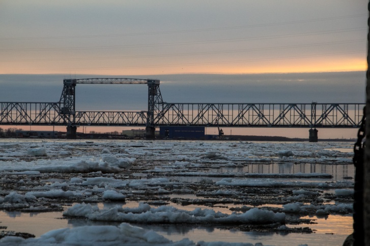 Толщина льда на Северной Двине сейчас тоньше обычного на 10–30 см