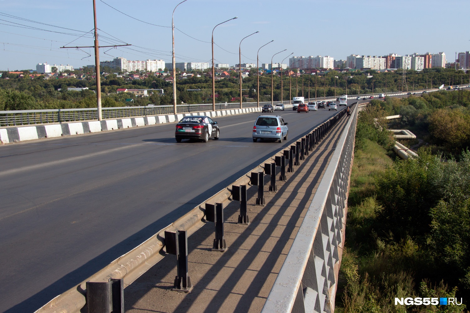 где находится горбатый мост в омске