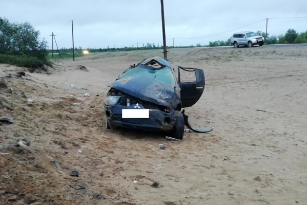 В ДТП погибли пьяная женщина-водитель и её пассажирка В ДТП погибли пьяная женщина-водитель и её пассажирка