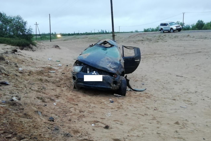 В ДТП погибли пьяная женщина-водитель и её пассажирка В ДТП погибли пьяная женщина-водитель и её пассажирка