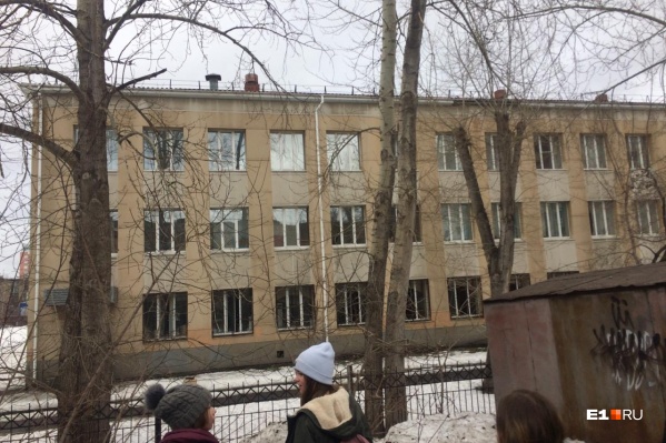 Причиной стало короткое замыкание Причиной стало короткое замыкание