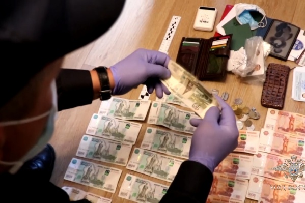 Все похищенные деньги изъяты полицией Все похищенные деньги изъяты полицией 