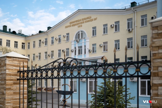 Врачей отстранили, пациентов выписали: в отделении больницы № 7 Волгограда подозревают вспышку COVID-19