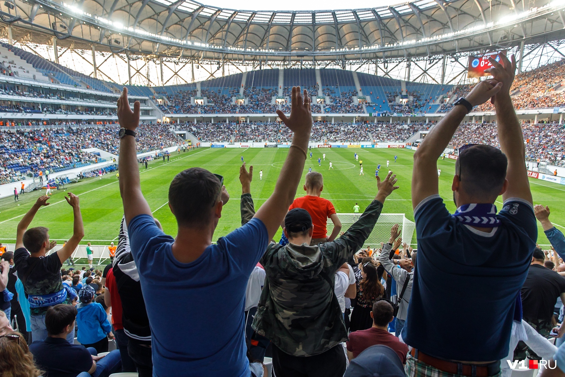 Не больше четырех штук в одни руки: волгоградский «Ротор» объявил цены на матчи Премьер-лиги