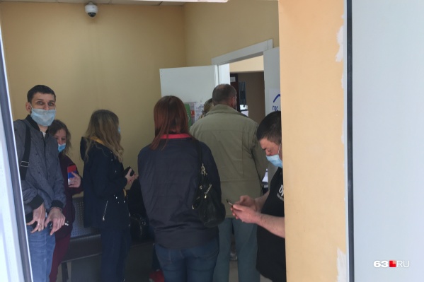 Самарцам потребовалась помощь властей из-за кризиса, спровоцированного COVID Самарцам потребовалась помощь властей из-за кризиса, спровоцированного COVID