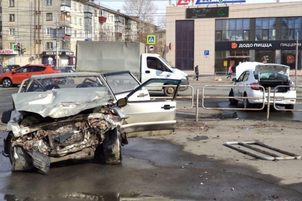 Страховая заплатит за вас, а потом заберёт всю выплату через суд Страховая заплатит за вас, а потом заберёт всю выплату через суд