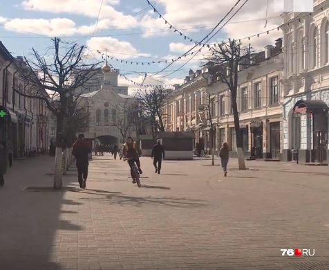 И это всего за полчаса: как в центре Ярославля проходит режим самоизоляции. Видео