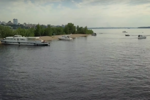 Добраться до этого волжского оазиса можно на катере Добраться до этого волжского оазиса можно на катере