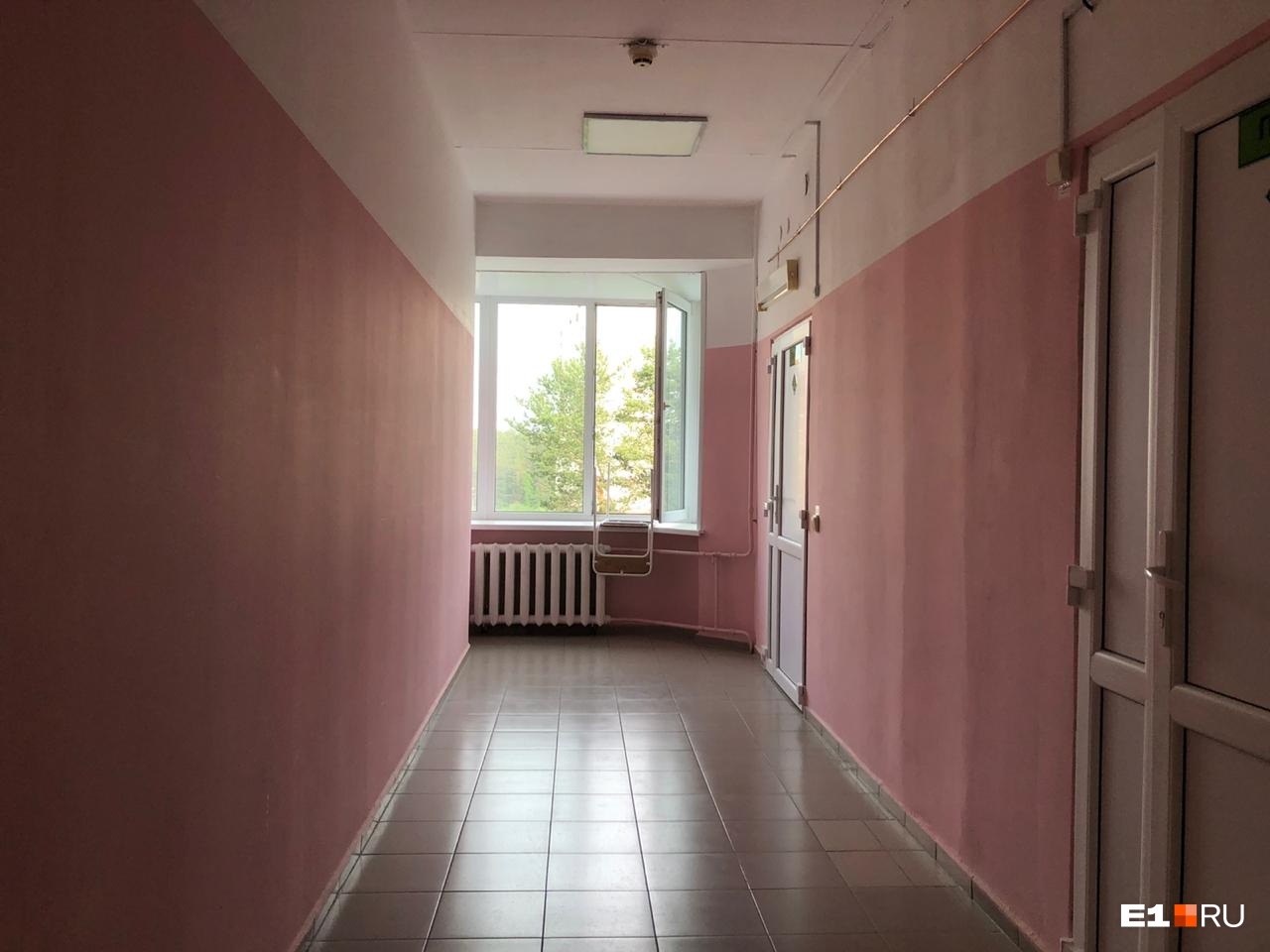 По словам пациентов, в госпитале все очень чисто По словам пациентов, в госпитале все очень чисто