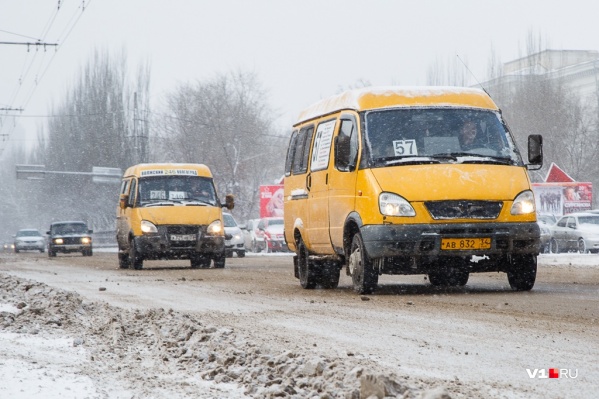 Обилие маршруток в Волгограде сравнимо, по мнению урбаниста, с Африкой Обилие маршруток в Волгограде сравнимо, по мнению урбаниста, с Африкой