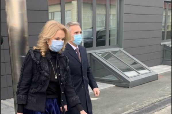 У них запланирована рабочая поездка на несколько объектов города У них запланирована рабочая поездка на несколько объектов города