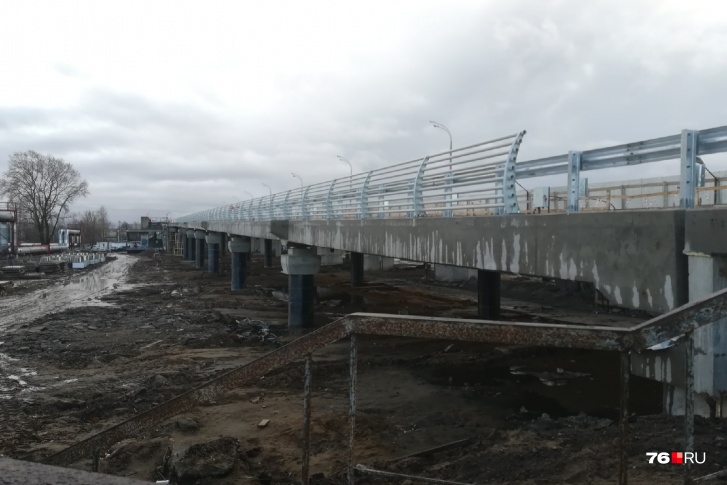 Добрынинский мост обещают открыть для движения в конце апреля