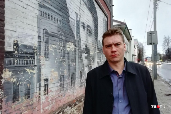 Внук Никиты Понизовкина просит власти привести галерею меценатов в нормальный вид Внук Никиты Понизовкина просит власти привести галерею меценатов в нормальный вид
