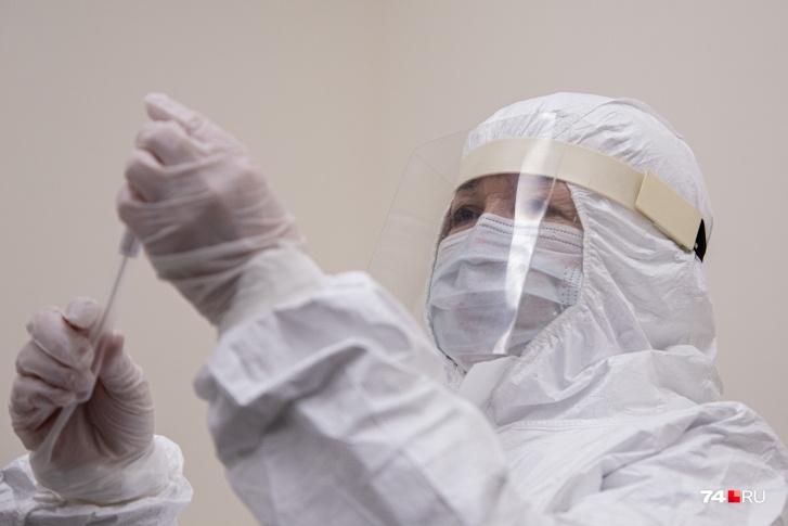 Тюменские медучреждения закупают 10 тысяч масок и 200 тестов на коронавирус