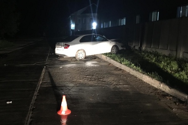 Авария случилась в 00:05 в Советском районе Новосибирска Авария случилась в 00:05 в Советском районе Новосибирска