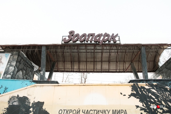 Подарки примет контролер на проходной Подарки примет контролер на проходной