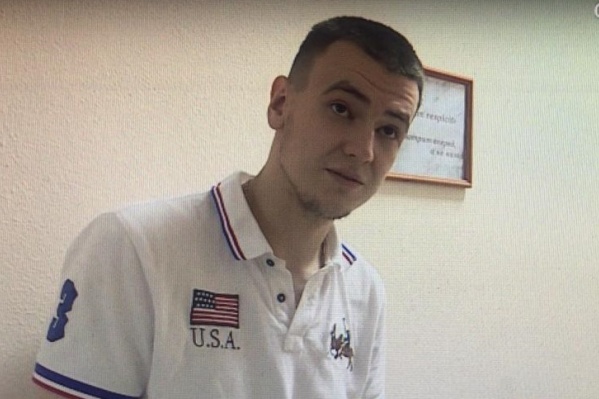 Артур Газизов совсем недавно отметил свое 24-летие Артур Газизов совсем недавно отметил свое 24-летие