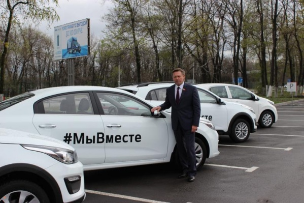 В Ростове пытаются решить проблему нехватки автомобилей для врачей В Ростове пытаются решить проблему нехватки автомобилей для врачей