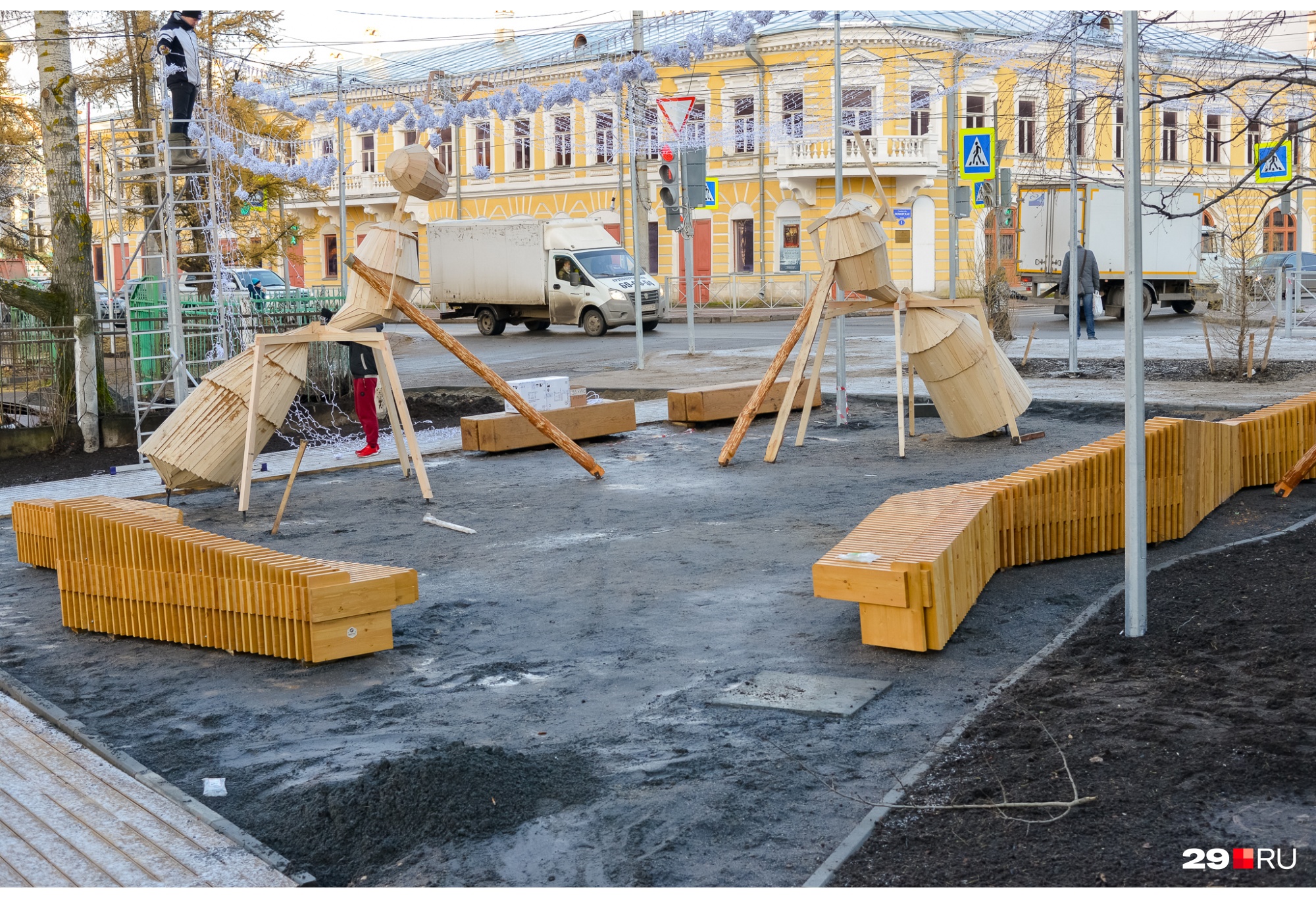 Всего установят три муравья Всего установят три муравья