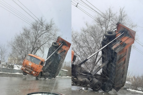 Неужели водитель не видел, что не «вписывается» под проводами? Неужели водитель не видел, что не «вписывается» под проводами?