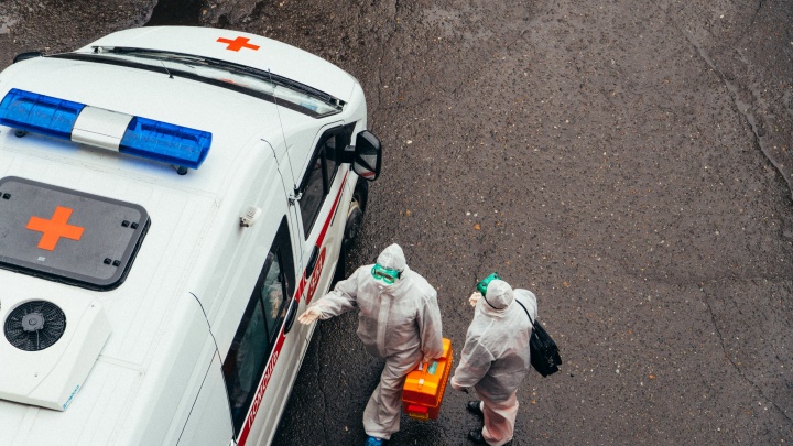 Один умер, десятки заразились: последние данные о ситуации с коронавирусом в Кузбассе