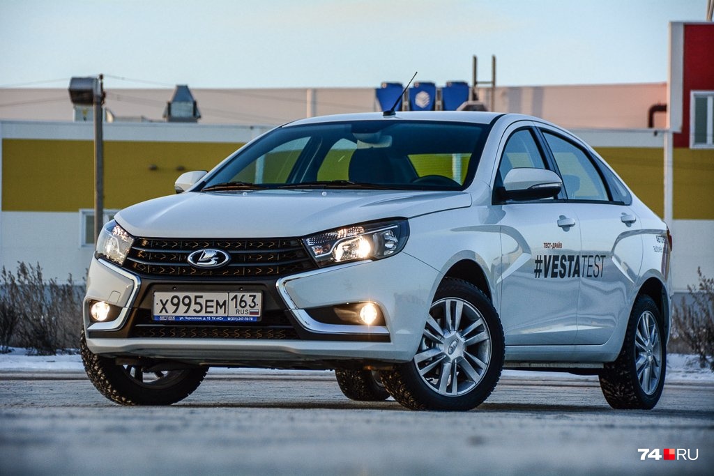 Lada Vesta локализована на 75%, но эксперты допускают, что проблемы могут возникнуть с самыми незначительными компонентами вроде проводов, клемм, электронных блоков и тому подобного Lada Vesta локализована на 75%, но эксперты допускают, что проблемы могут возникнуть с самыми незначительными компонентами вроде проводов, клемм, электронных блоков и тому подобного