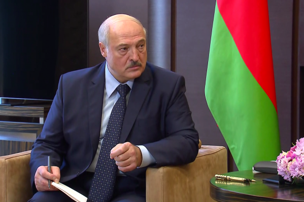 За последнюю неделю Александр Лукашенко встретился с четырьмя российскими губернаторами За последнюю неделю Александр Лукашенко встретился с четырьмя российскими губернаторами 