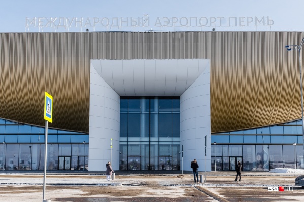 Наземные службы аэропорта работают в усиленном режиме Наземные службы аэропорта работают в усиленном режиме