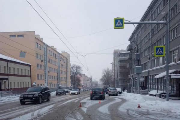ДТП произошло сегодня днем в тихом центре ДТП произошло сегодня днем в тихом центре 