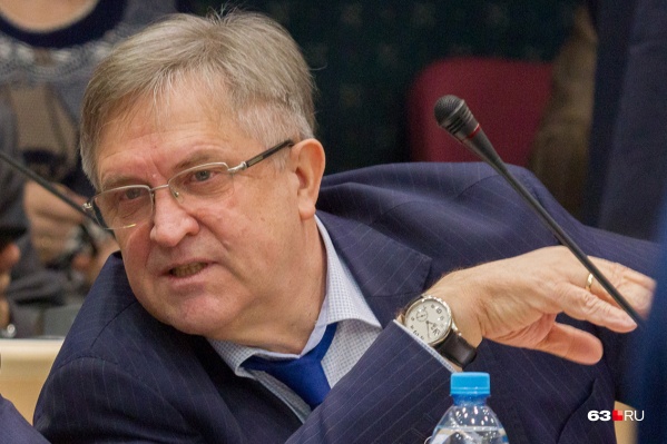 Юрий Рожин руководил региональным управлением ФСБ до 2015 года Юрий Рожин руководил региональным управлением ФСБ до 2015 года