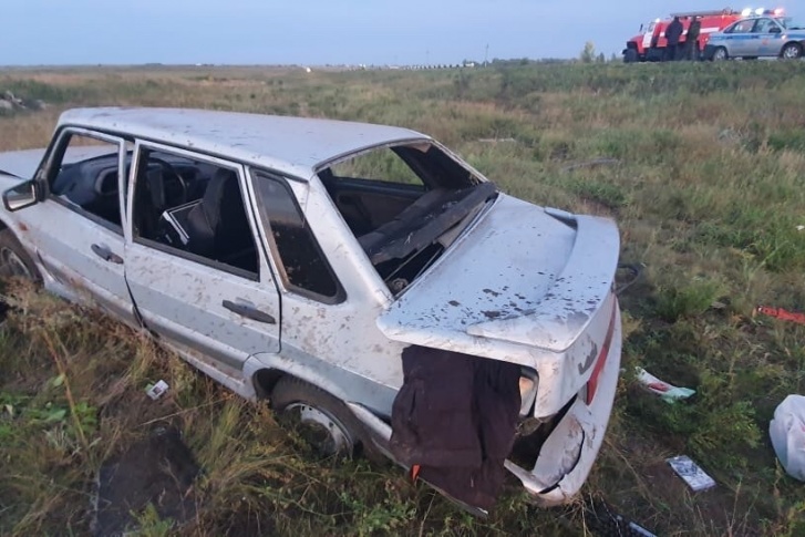19-летняя пассажирка ВАЗа погибла, ещё одна девушка получила травмы 19-летняя пассажирка ВАЗа погибла, ещё одна девушка получила травмы