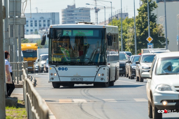 Автомобилисты в Самаре пока не готовы пересесть на общественный транспорт Автомобилисты в Самаре пока не готовы пересесть на общественный транспорт