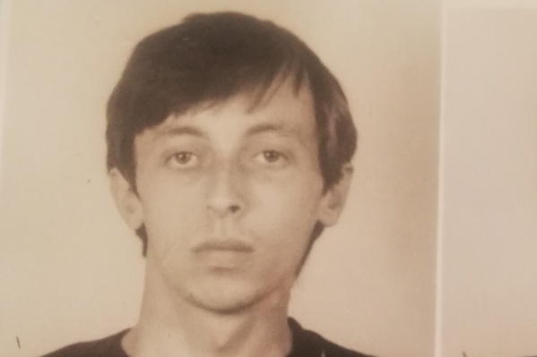Алексей покинул дом, оставив лишь записку Алексей покинул дом, оставив лишь записку