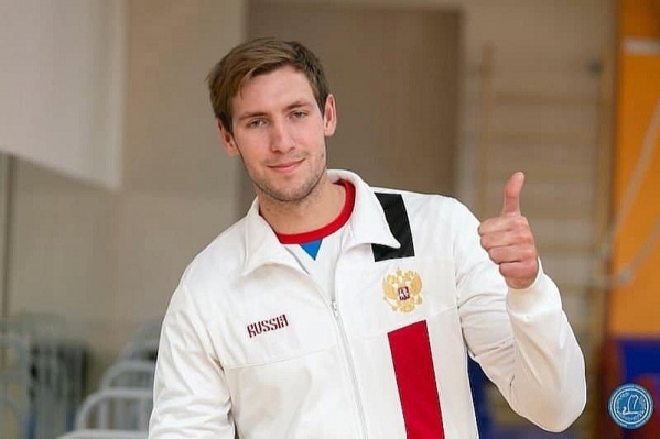 Александр Вязовкин проплыл за 6 минут 44,56 секунды и вышел в финал! Александр Вязовкин проплыл за 6 минут 44,56 секунды и вышел в финал!