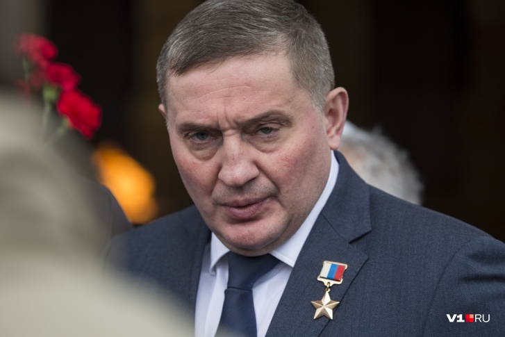 Особых распоряжений от комитета образования школы пока не получали Особых распоряжений от комитета образования школы пока не получали