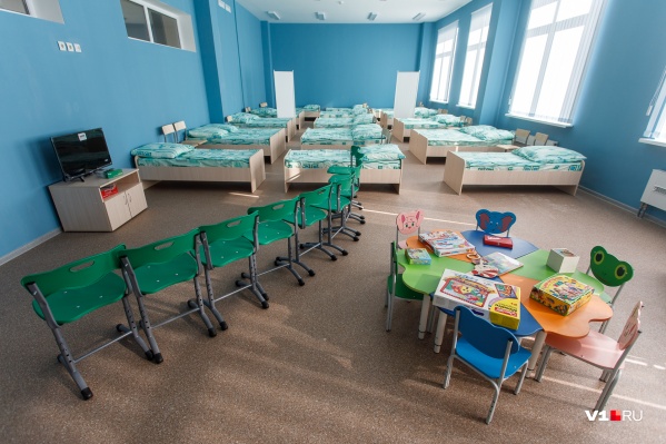 Детей пытаются спасти от замерзания обогревателями и сплит-системами, включенными на отопление